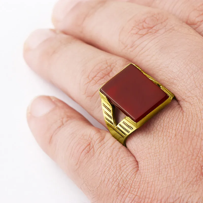 Men's Ring with Natural Red Agate Stone in 10k Yellow Gold