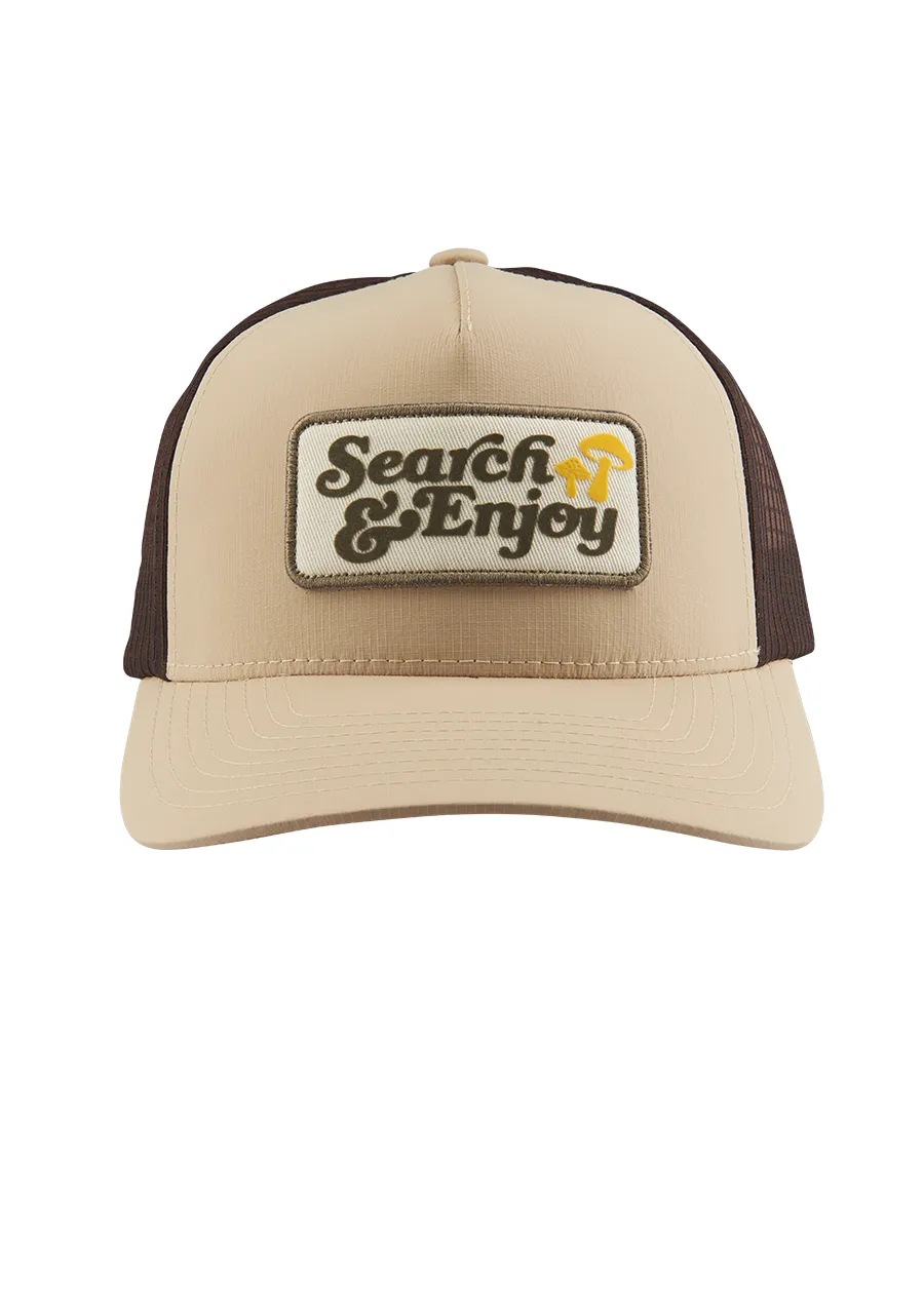 Searchin Trucker - Black / Black